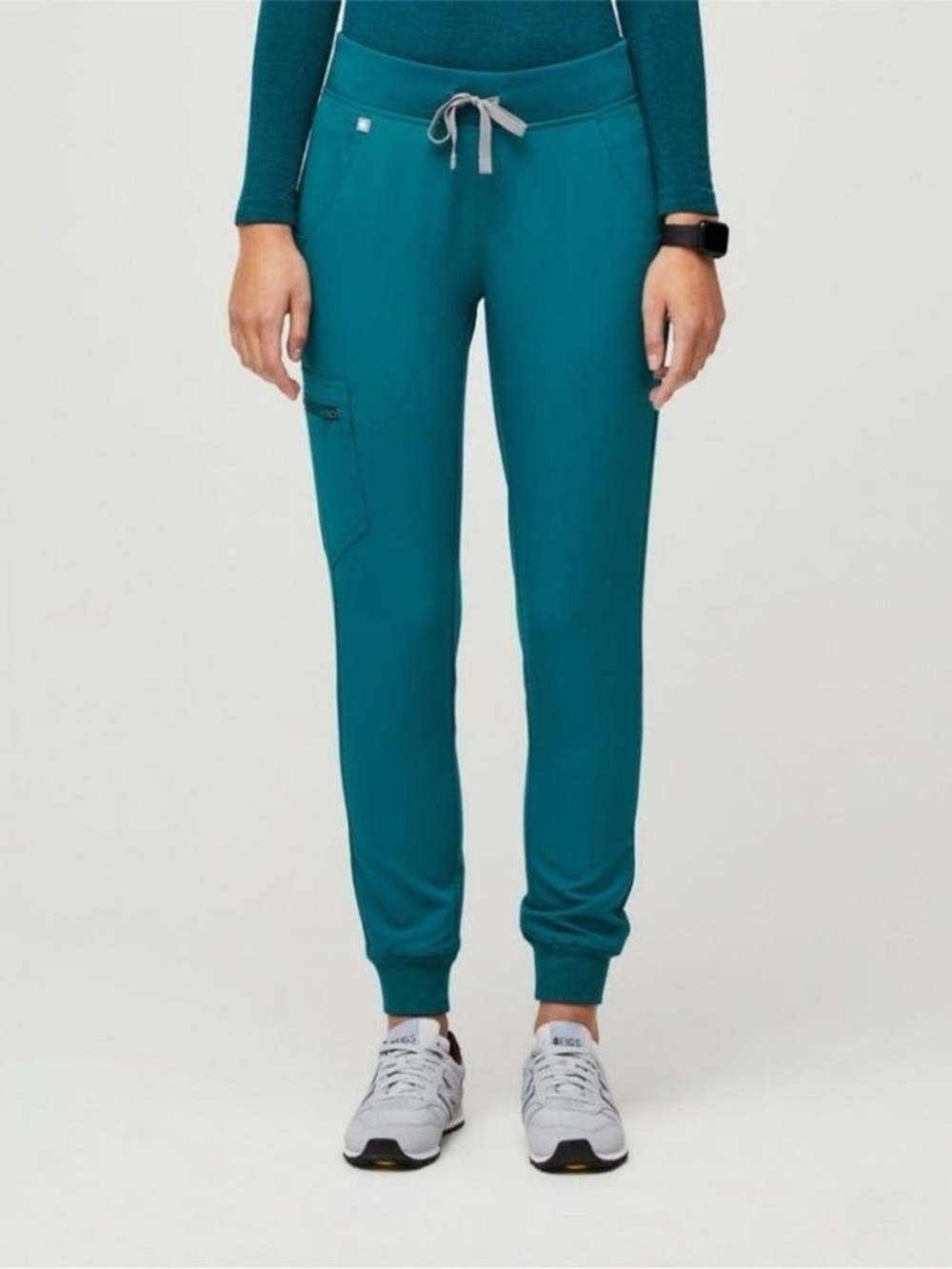 Figs Womens Scrub Pants Joggers in Pacific Blue